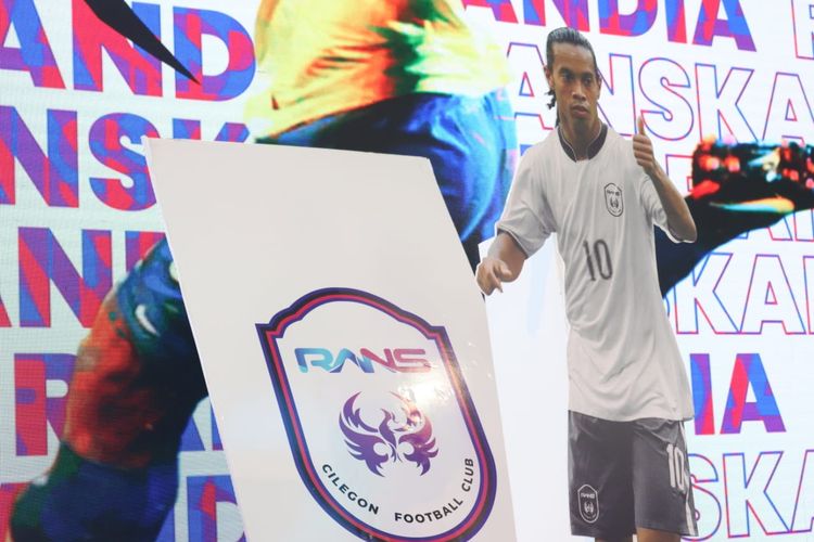RANS Cilegon, Persis Solo, Persija, dan Arema FC akan Gelar Pertandingan Bersama, Ronaldinho Jadi Bintang Tamu - Bolasport.com