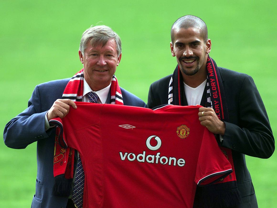 Juan Sebastian Veron admits he 'should have stayed' at Manchester United and not joined Chelsea | The Independent | The Independent
