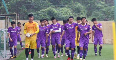 U23 Việt Nam chốt danh sách dự Dubai Cup: Hà Nội FC áp đảo, SLNA và HAGL có người