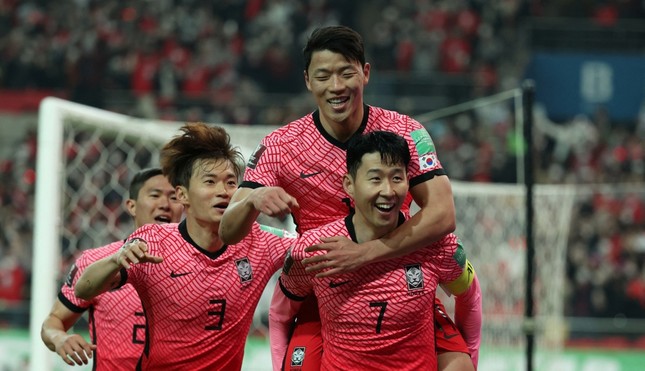 Truyền thông Hàn Quốc kêu gọi đội nhà dùng đội hình phụ đấu Việt Nam - Ảnh 1.